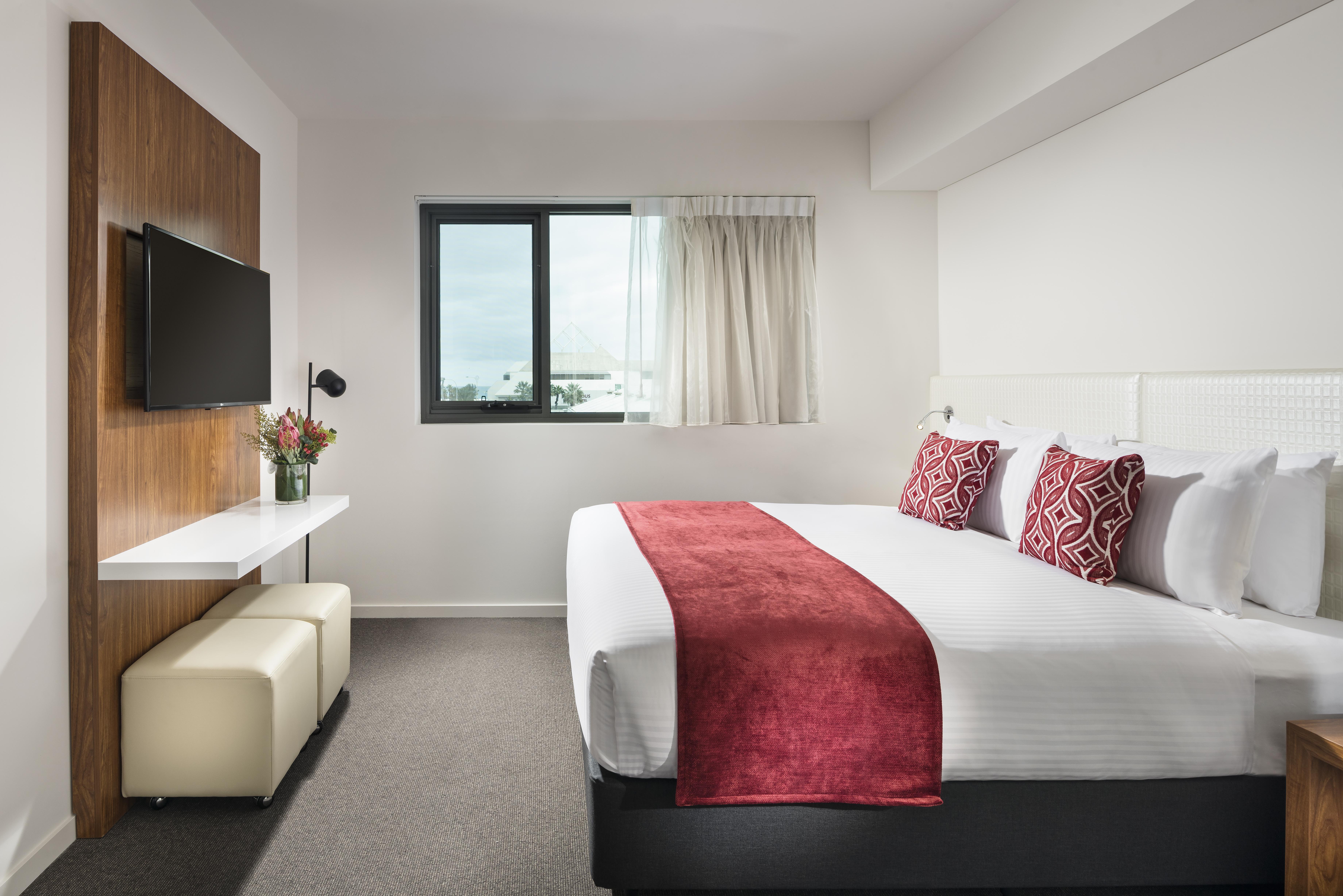 Ramada By Wyndham Vetroblu Scarborough Beach Пърт Екстериор снимка