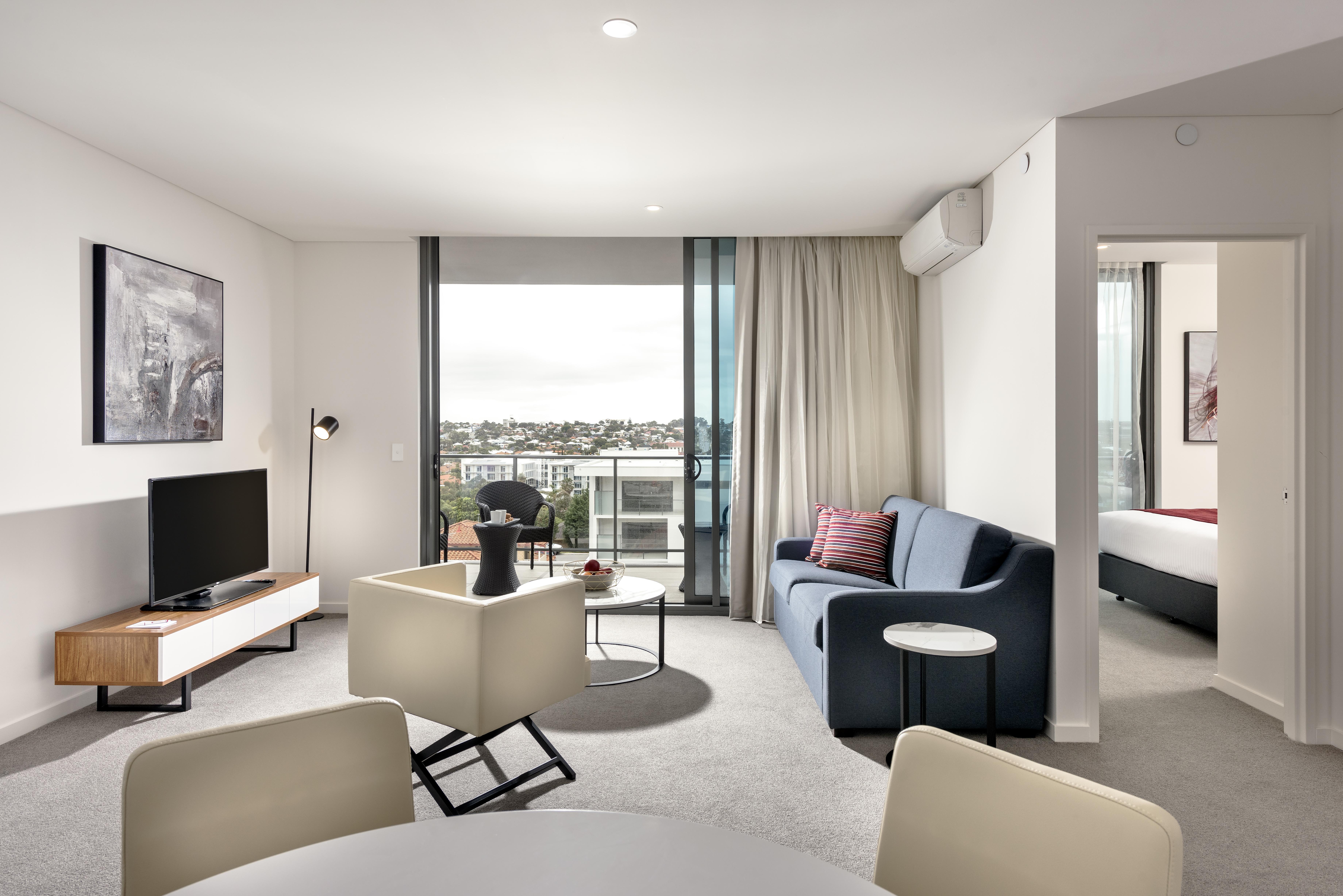 Ramada By Wyndham Vetroblu Scarborough Beach Пърт Екстериор снимка