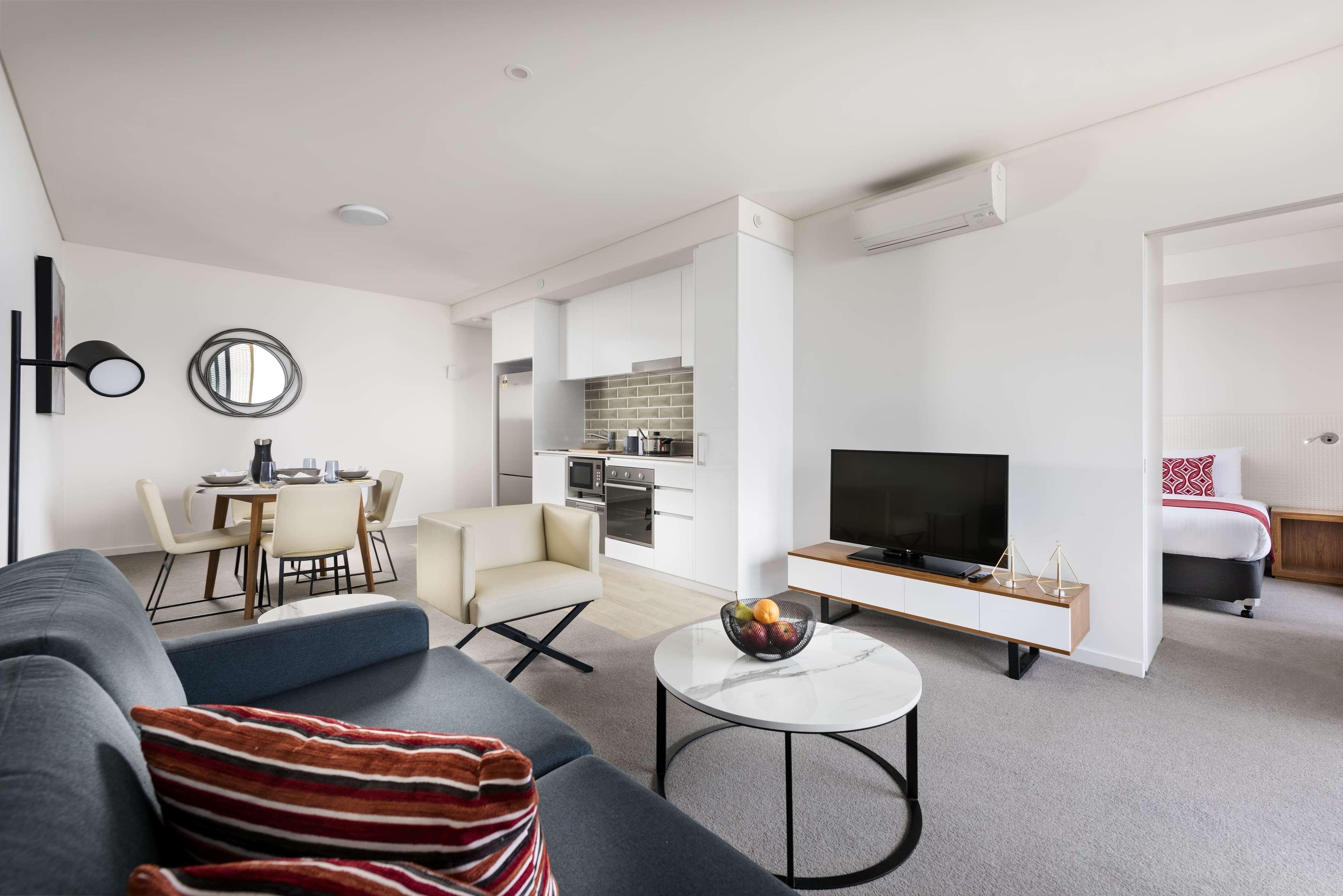 Ramada By Wyndham Vetroblu Scarborough Beach Пърт Екстериор снимка