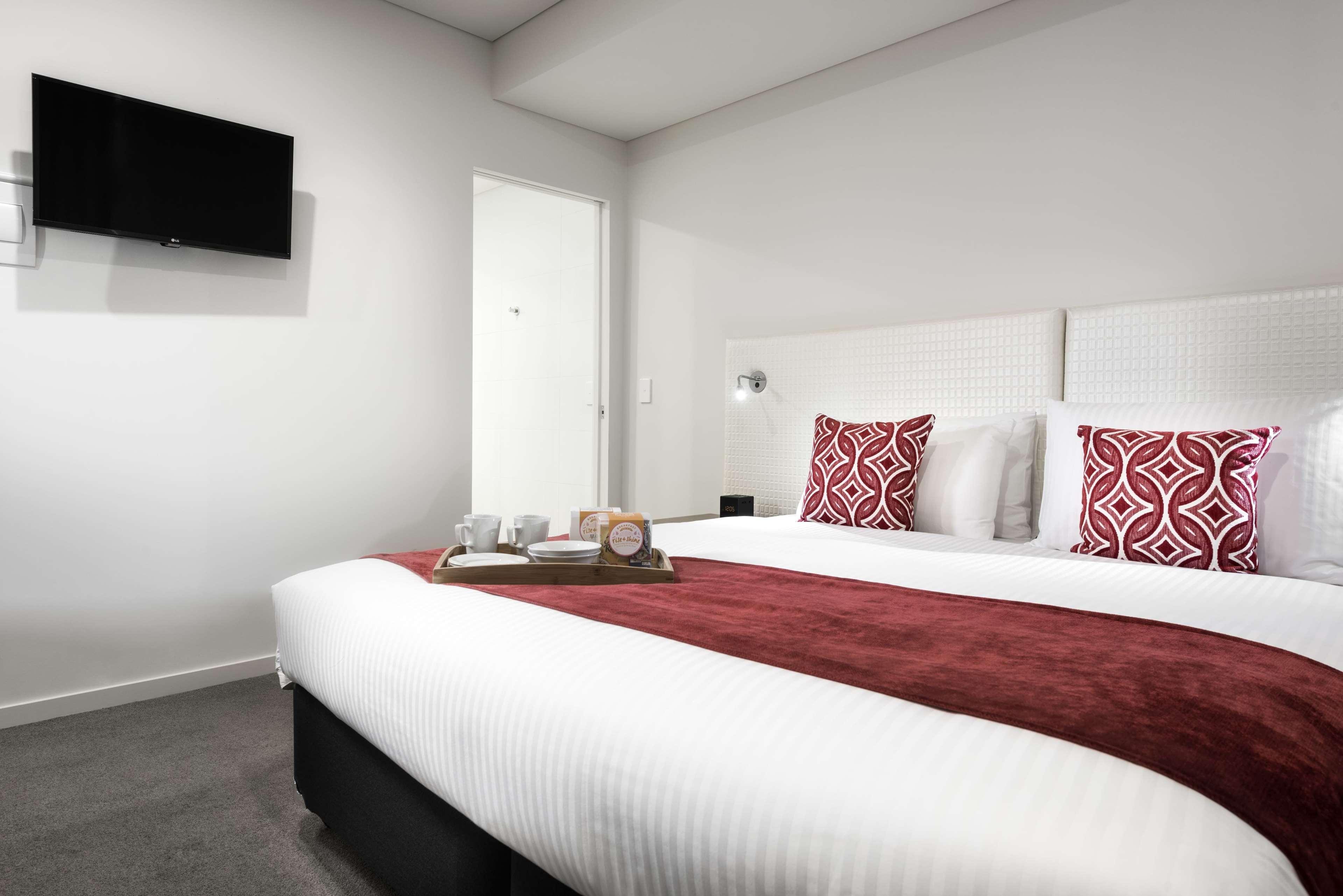 Ramada By Wyndham Vetroblu Scarborough Beach Пърт Екстериор снимка