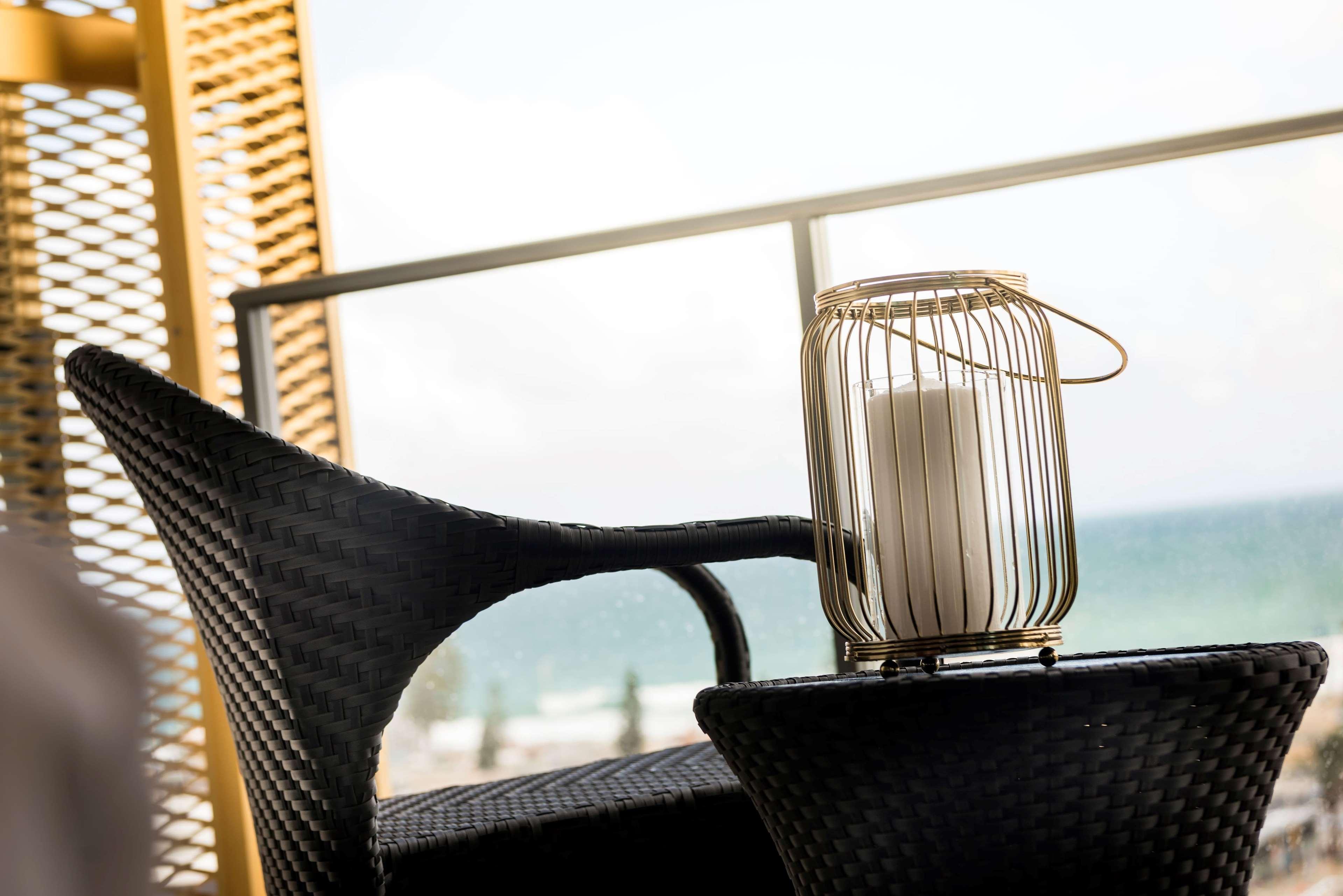 Ramada By Wyndham Vetroblu Scarborough Beach Пърт Екстериор снимка